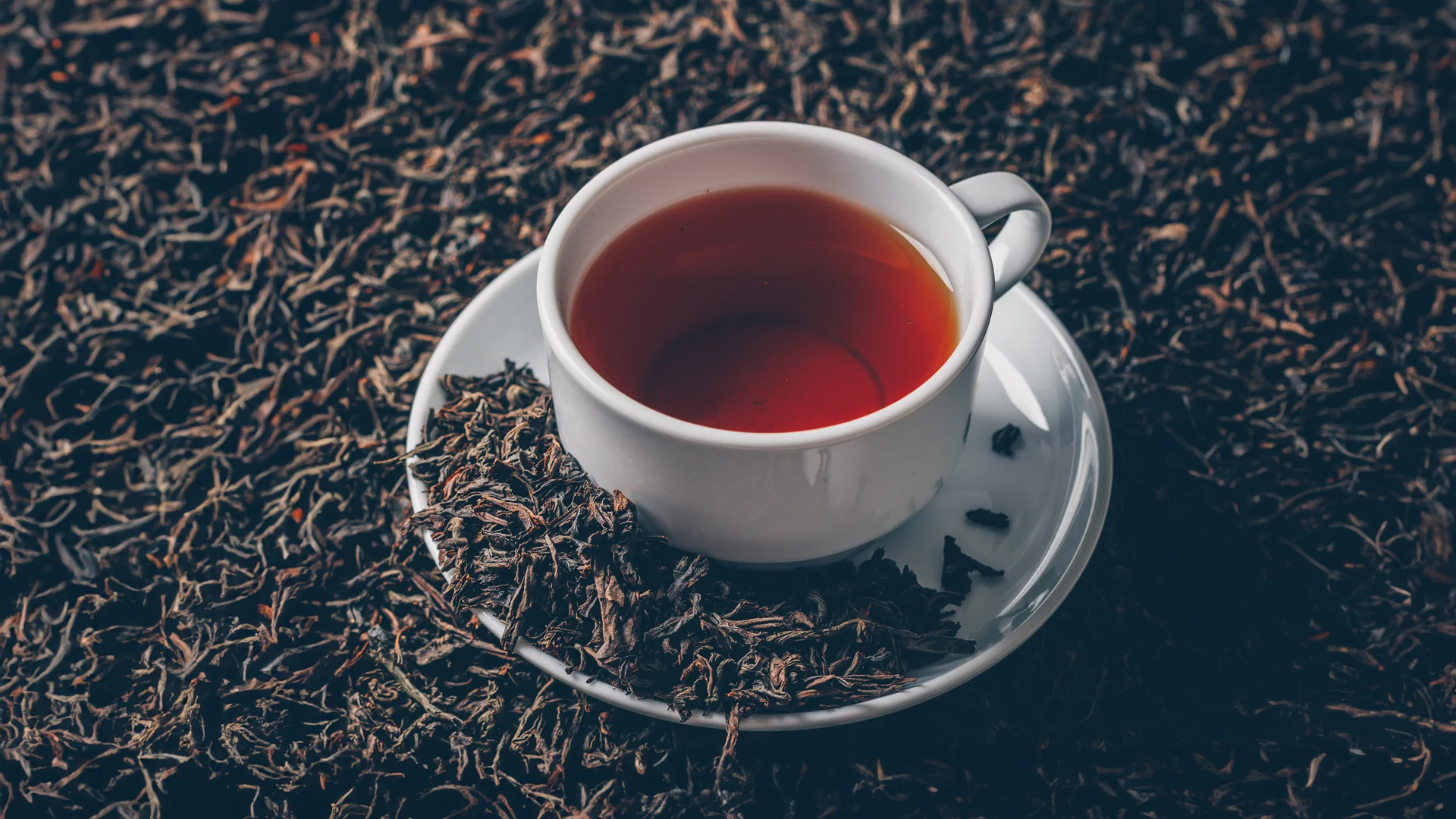 Schwarzer Tee in einer Tasse